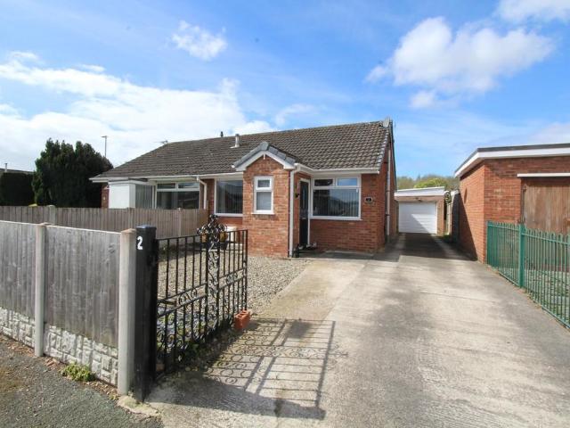 Bungalow for sale in Little Mountain, Wales