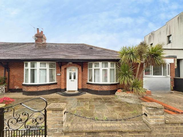 Bungalow for sale in Cowgate, Benwell