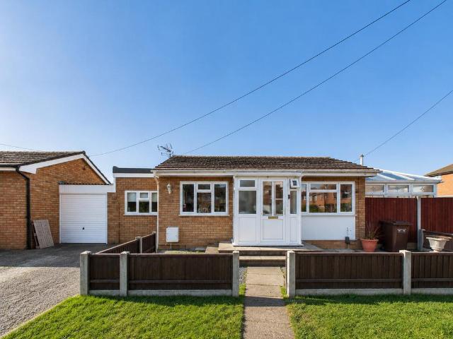 Bungalow for sale in Canvey Island
