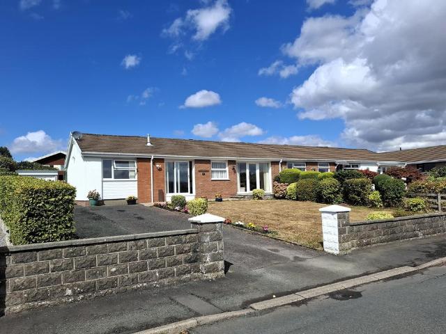 Bungalow for sale in Brecon, Wales