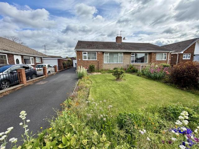 Bungalow for sale in Roberttown, West Yorkshire