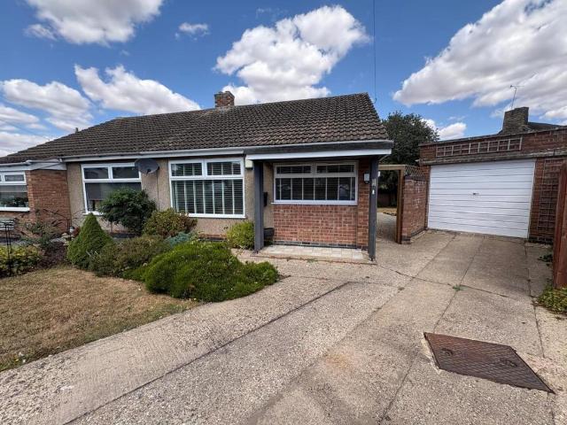 Bungalow for sale in Moulton
