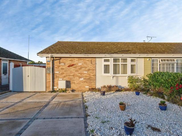 Bungalow for sale in Clacton-on-Sea, Tendring
