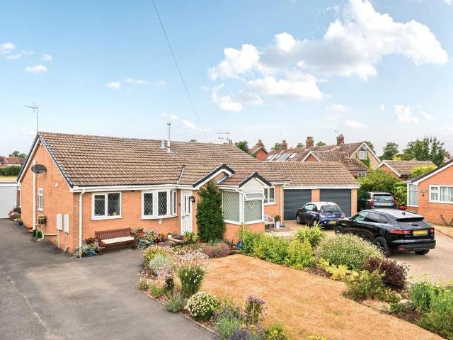 Bungalow for sale in Fishers Green, North Yorkshire