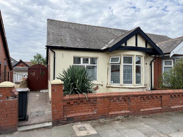 Bungalow for sale in Blackpool