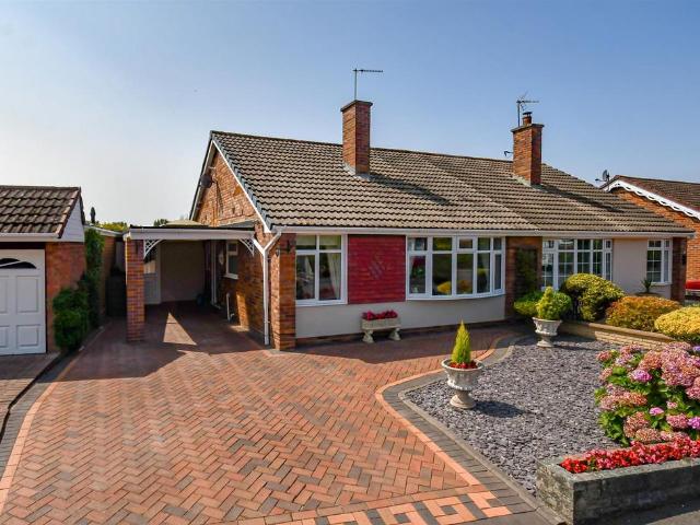 Bungalow for sale in Great Chatwell, Staffordshire