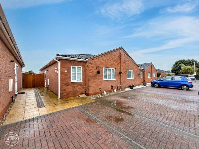 Bungalow for sale in Hamstead, Sandwell