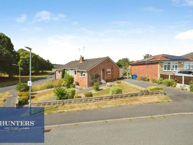 Bungalow for sale in Loundsley Green, East Midlands