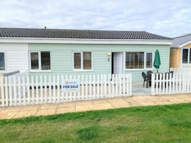 Bungalow for sale in Comers, Norfolk