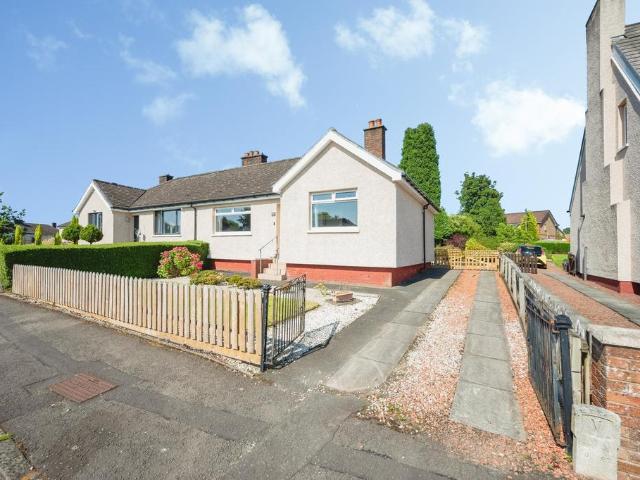 Bungalow for sale in High Blantyre, Blantyre