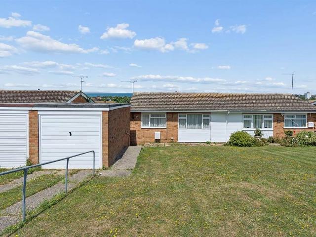 Bungalow for sale in The Bridge, Kent