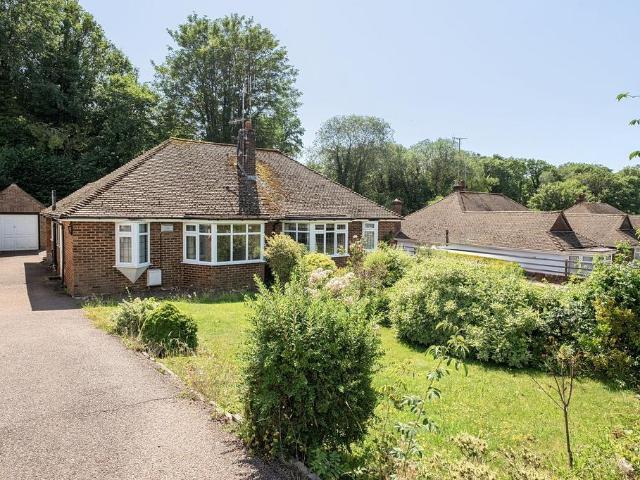 Bungalow for sale in Hawkenbury, Sandown Park