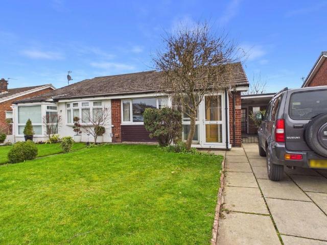 Bungalow for sale in Roby Mill, Lancashire
