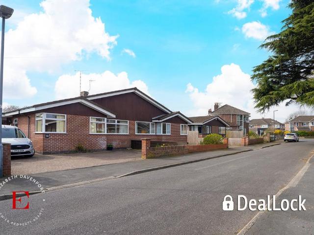Bungalow for sale in Green Close, Warwickshire