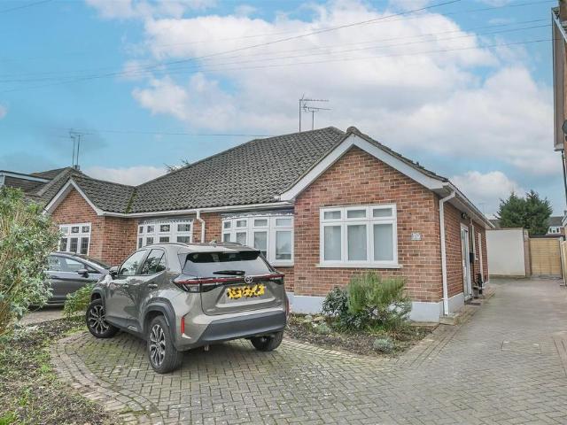 Bungalow for sale in Hutton, Navestock Side