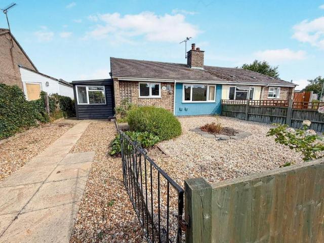 Bungalow for sale in Chedburgh, Suffolk