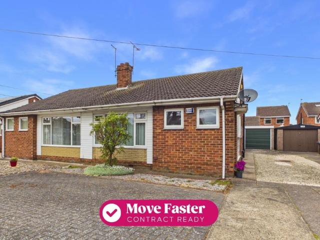 Bungalow for sale in Kingswood, Hull