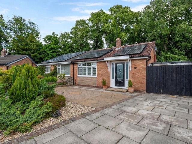 Bungalow for sale in Gillar's Green, Eccleston