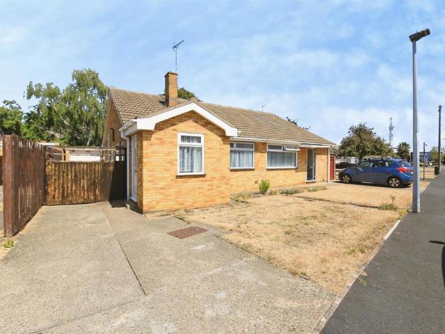 Bungalow for sale in Orton Malborne, Peterborough