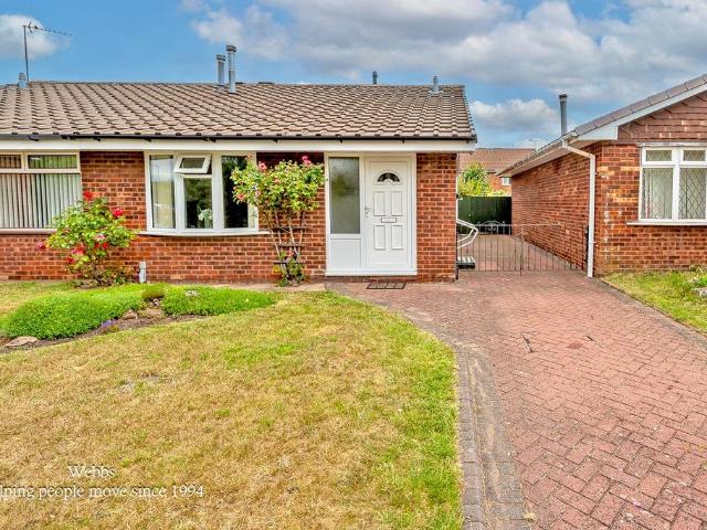 Bungalow for sale in Chadsmoor, Staffordshire