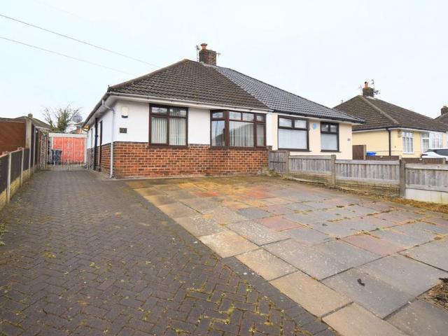 Bungalow for sale in Widnes, Shell Green