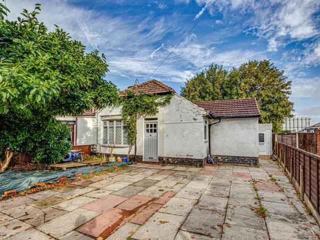 Bungalow for sale in Flixton, Trafford