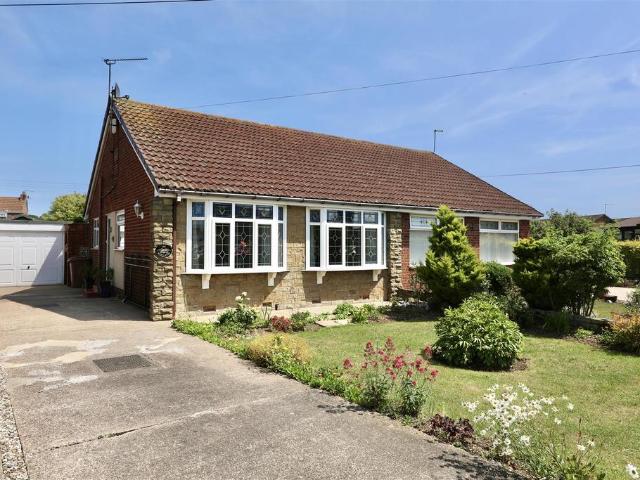Bungalow for sale in Sproatley