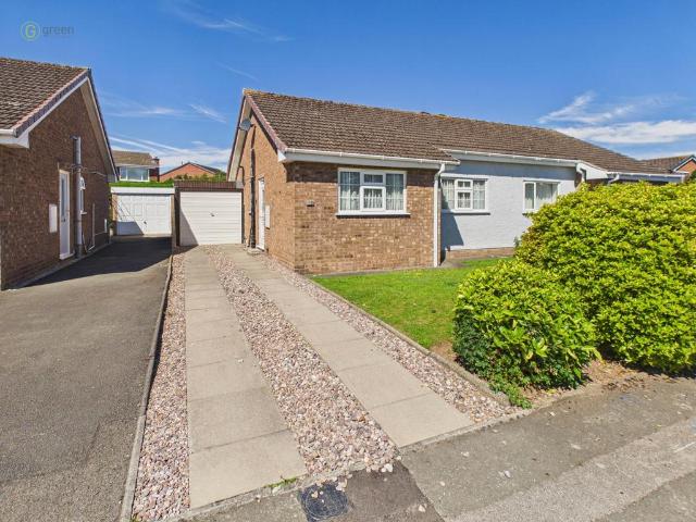 Bungalow for sale in Kettlebrook, Staffordshire