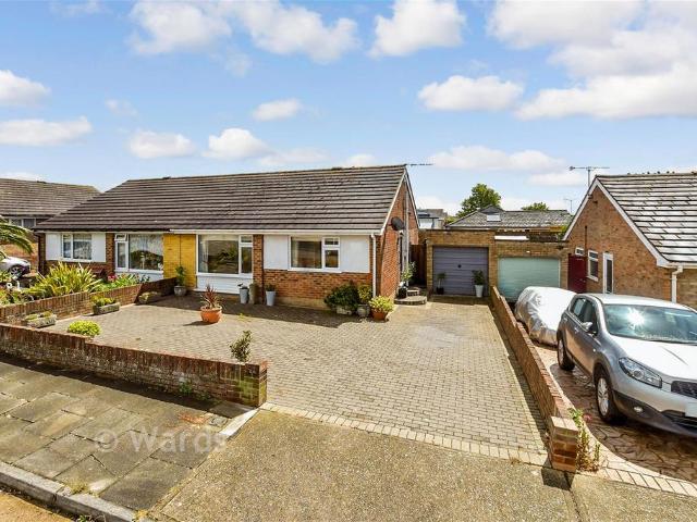Bungalow for sale in Chilton, Acol