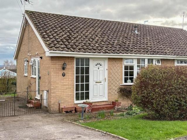 Bungalow for sale in Kirkbymoorside, Kirkby Mills