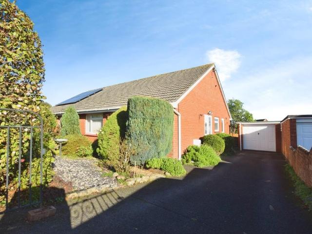 Bungalow for sale in Watergate, Devon
