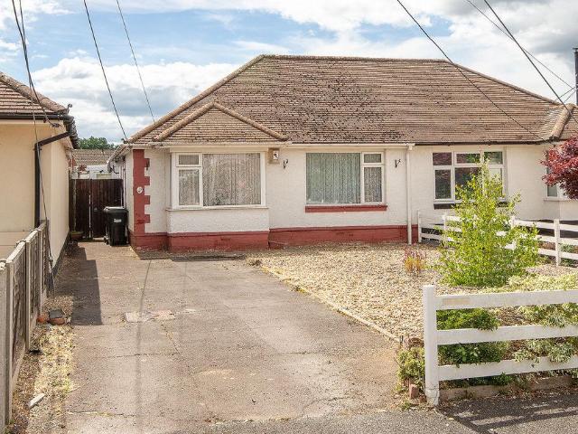 Bungalow for sale in Totton, New Forest