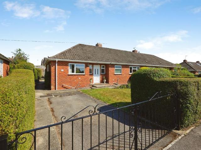 Bungalow for sale in The Maltings, Shaftesbury