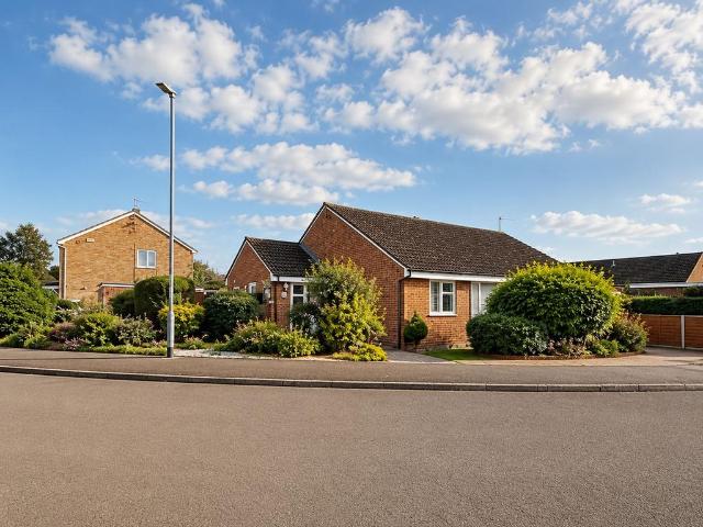 Bungalow for sale in Huntingdon, Cambridgeshire