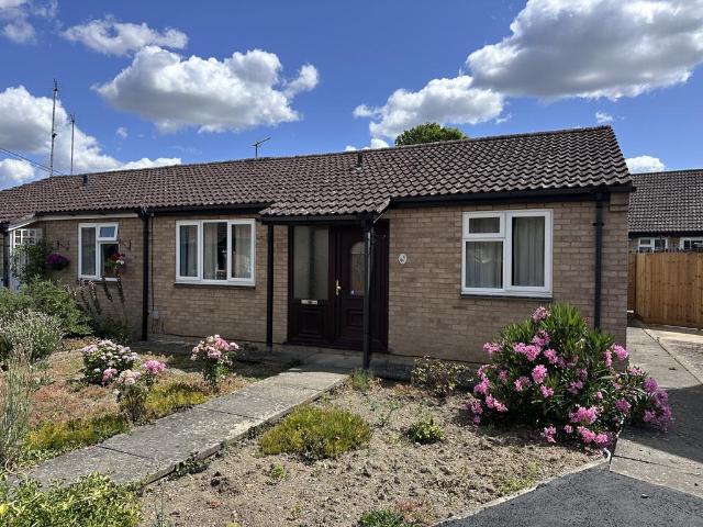 Bungalow for sale in Barway, Cambridgeshire