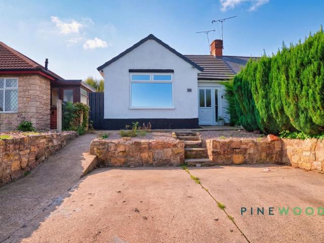 Bungalow for sale in Pleasley Hill, Mansfield