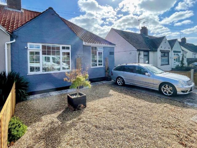 Bungalow for sale in Eastbridge, Suffolk