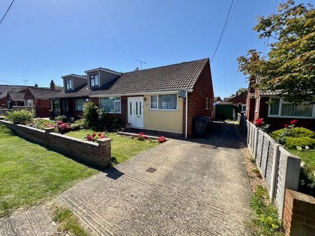 Bungalow for sale in The Bridge, Kent