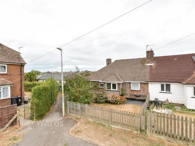 Bungalow for sale in Ash, Kent