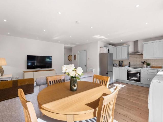 Bungalow for sale in Caterham on the Hill, Hillview