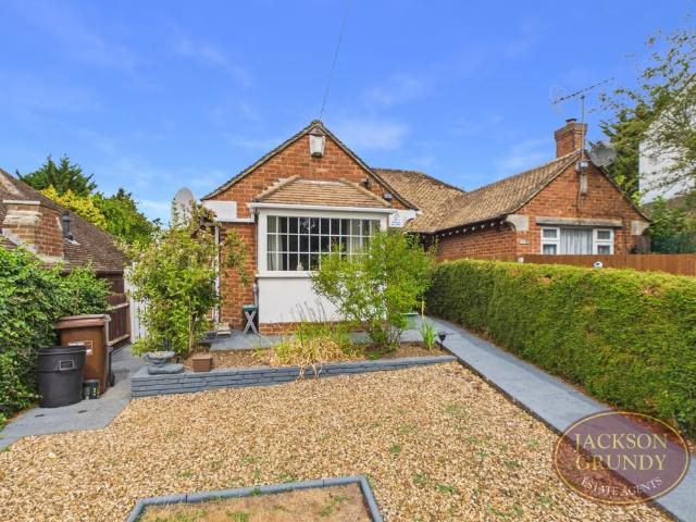 Bungalow for sale in Kingsthorpe, Northamptonshire