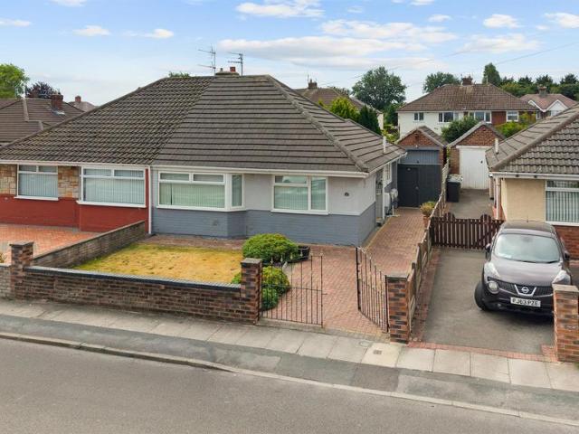 Bungalow for sale in Melling, Sefton