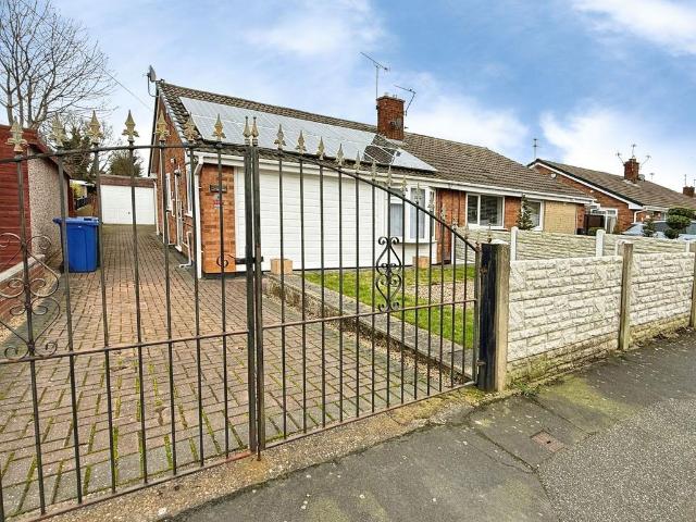 Bungalow for sale in Armthorpe, South Yorkshire