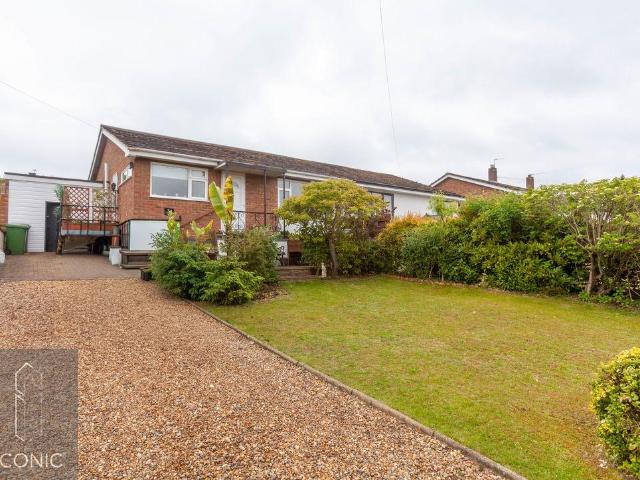 Bungalow for sale in Crostwick, Norfolk