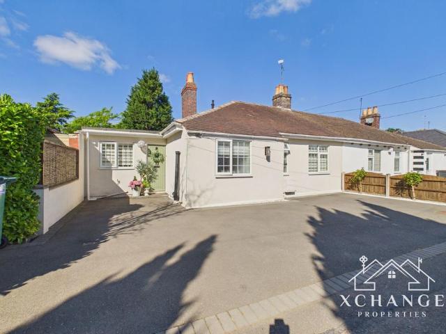 Bungalow for sale in Whitestone, Camp Hill