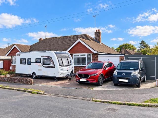 Bungalow for sale in Polegate, Cross In Hand