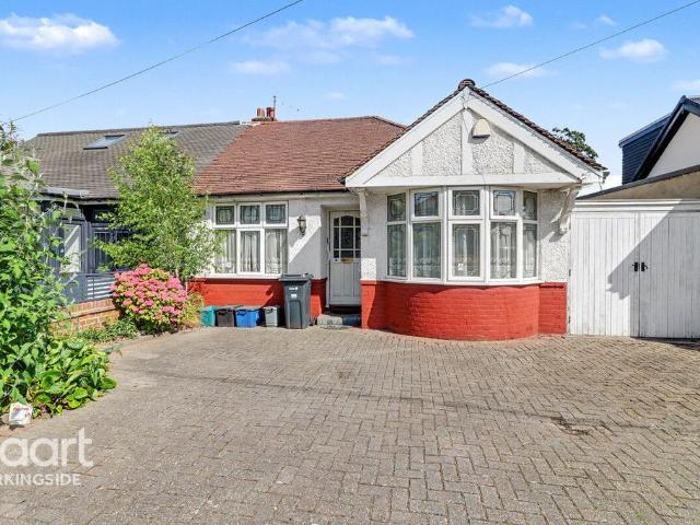 Bungalow for sale in Clayhall, Greater London