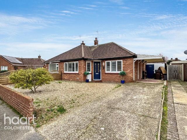 Bungalow for sale in Fordham Heath, Essex