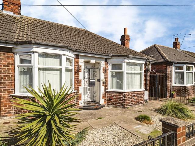 Bungalow for sale in Hull, City Of Kingston Upon Hull