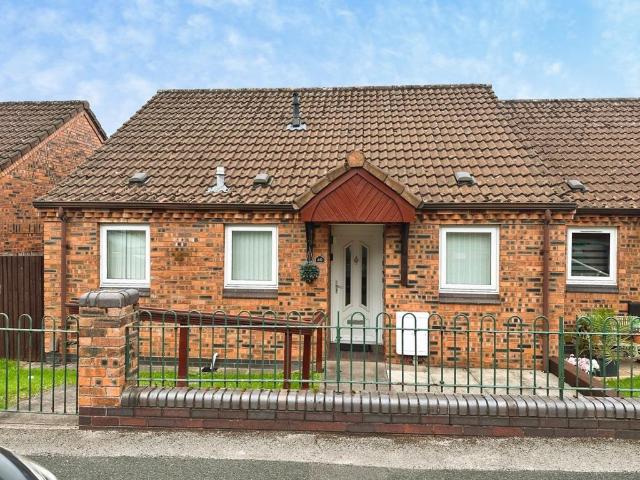Bungalow for sale in Heath Hill, Dawley